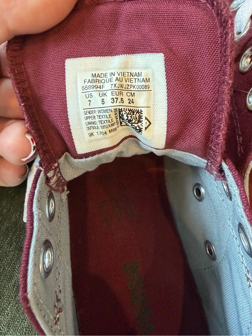 Converse Chuck Taylor Low Top Sneakers - Burgundy - Picture 6 of 6
